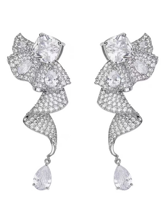 Silver-Needle Heart-Shaped Long Earrings with Diamond Inlays - Light Luxury, Stylish &amp; Exquisite Versatile Earrings for Women (Perfect for Evening Gowns) 