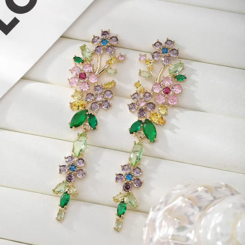 New Light Luxury Style Diamond and Zircon Flower Stud Earrings 