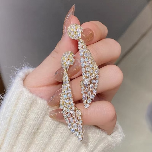 أقراط زركون غير منتظمة للنساء - أقراط صدفية فضية متدلية، أقراط جديدة جريئة وفريدة من نوعها 