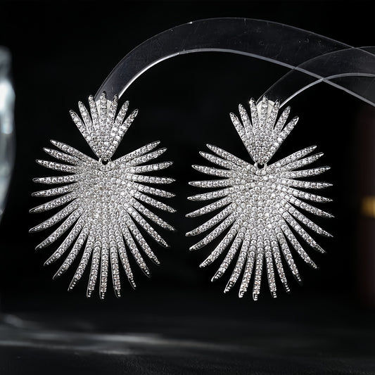 أقراط أذن فضية خفيفة الوزن فاخرة مصنوعة يدويًا من الزركون بالكامل مرصعة بالجواهر الدقيقة 